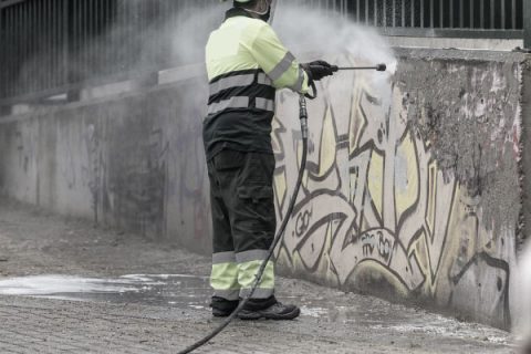 Limpieza de grafitis